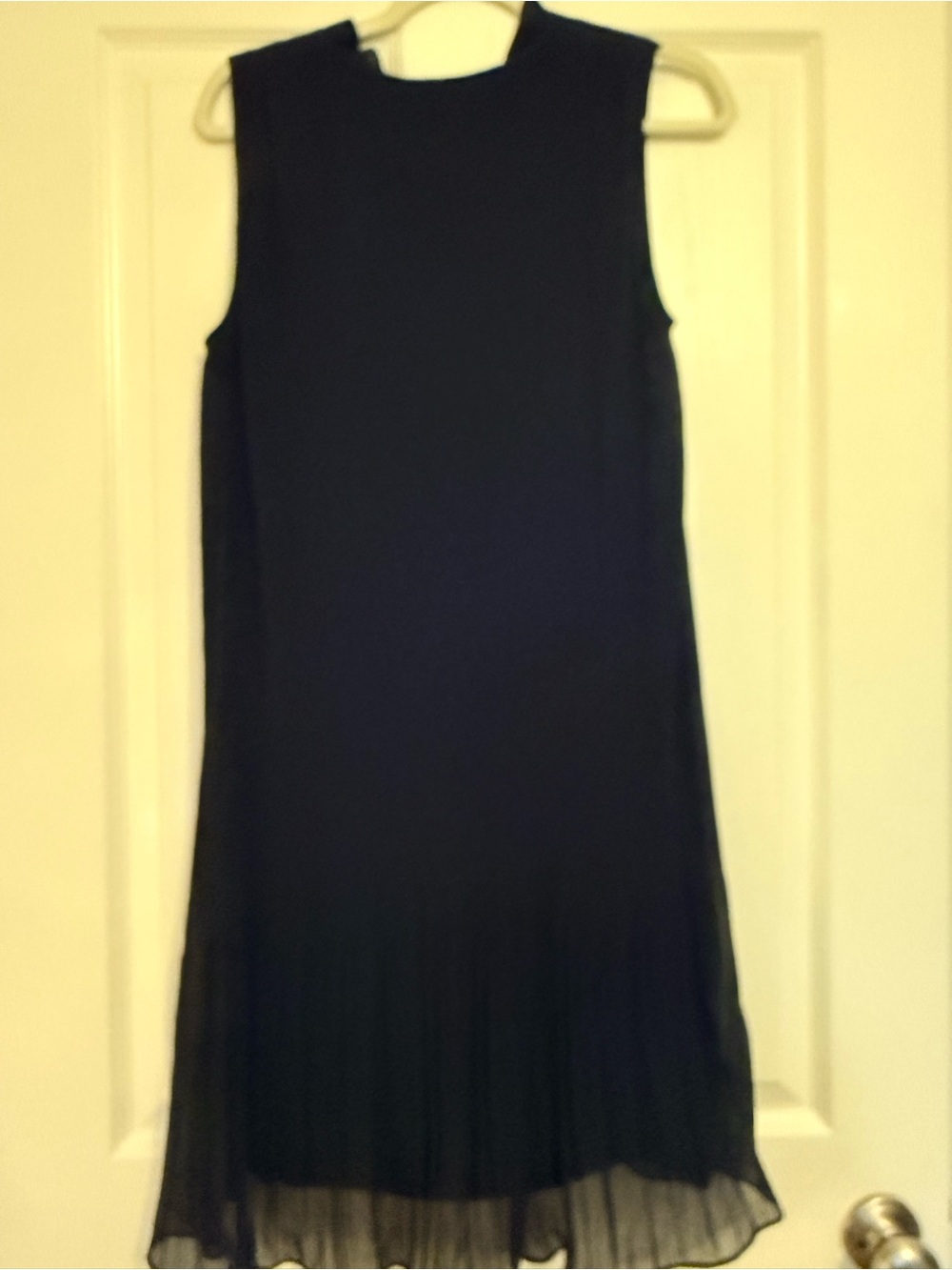 DKNY Sleeveless Black Tie-Neck Tunic - Picture 3 of 3